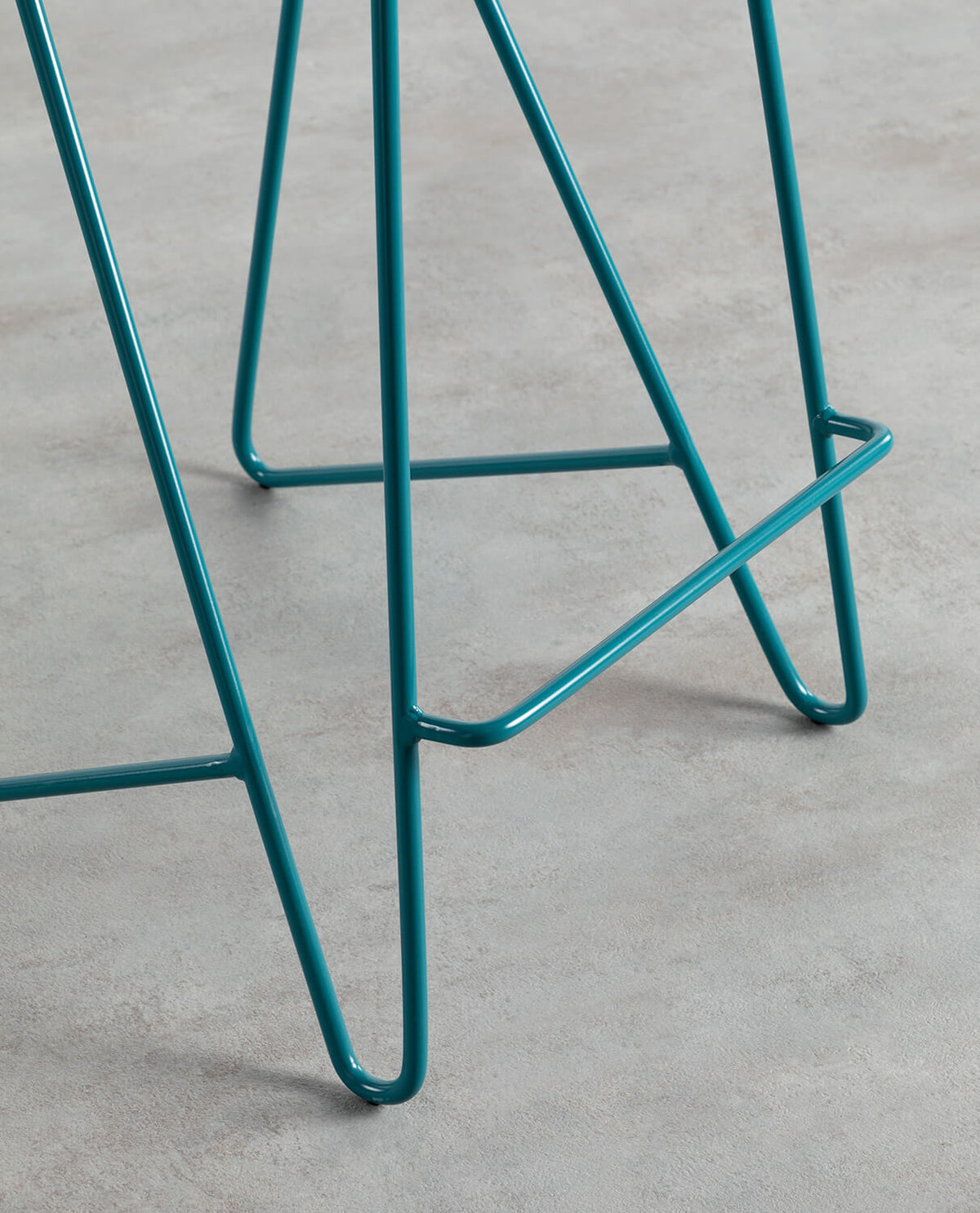 65 cm bar stool in polypropylene and steel Paris