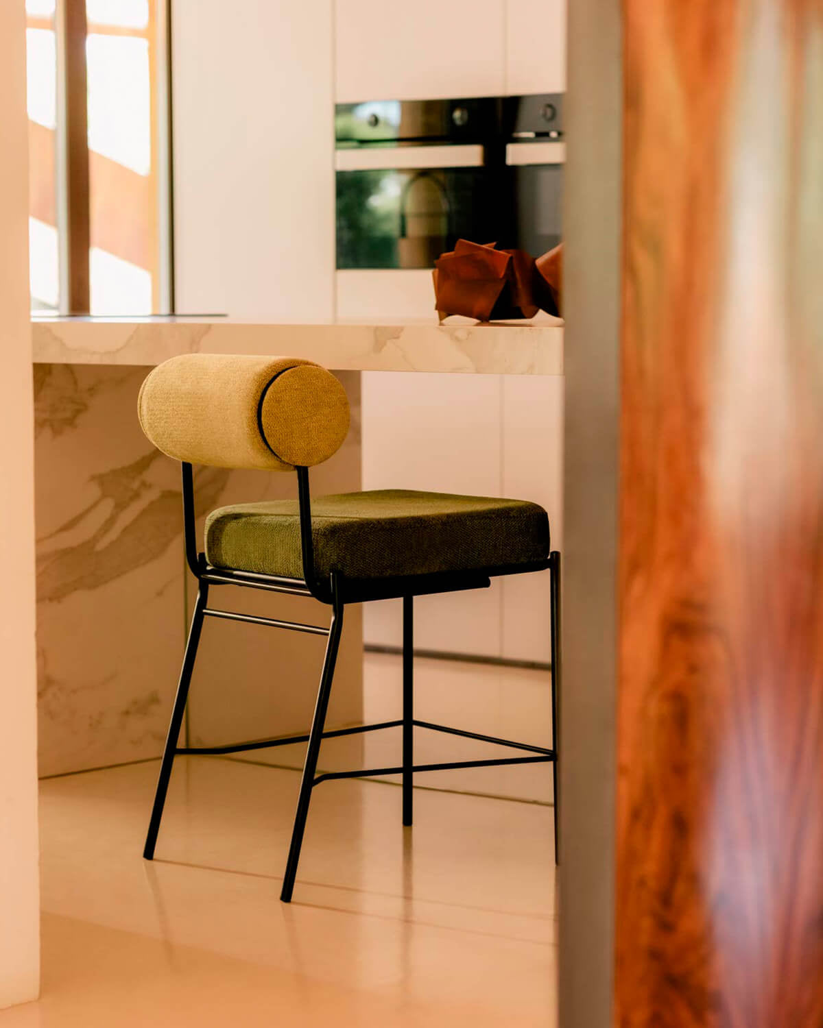 Elin 65 cm fabric and metal bar stool