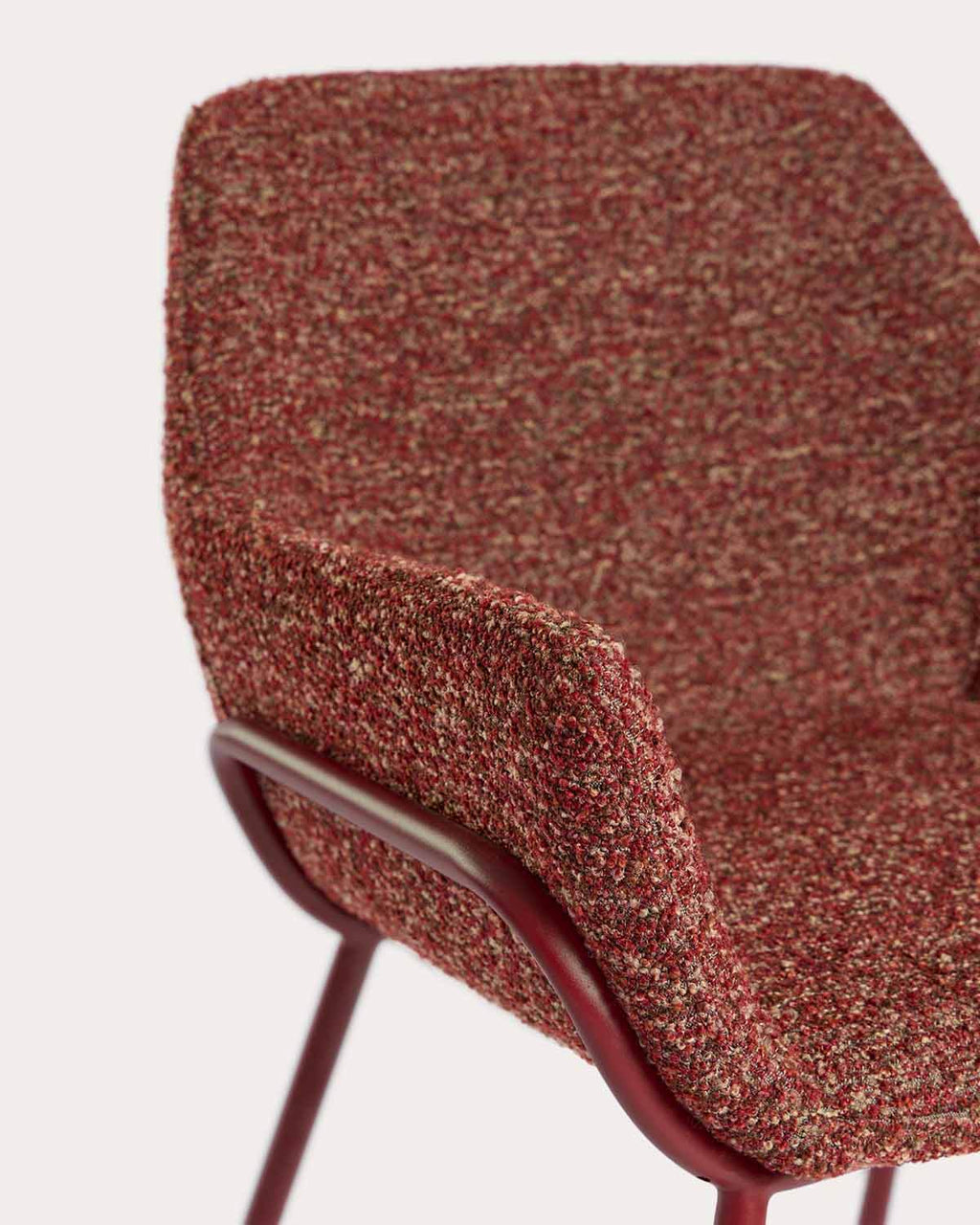 Dining chair with armrests in fabric and metal Oisin