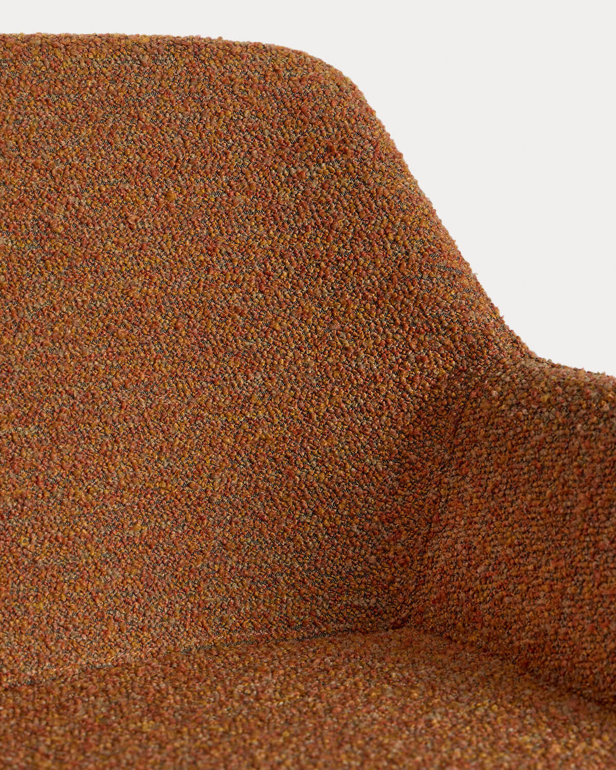 Dining chair with armrests in fabric and metal Oisin