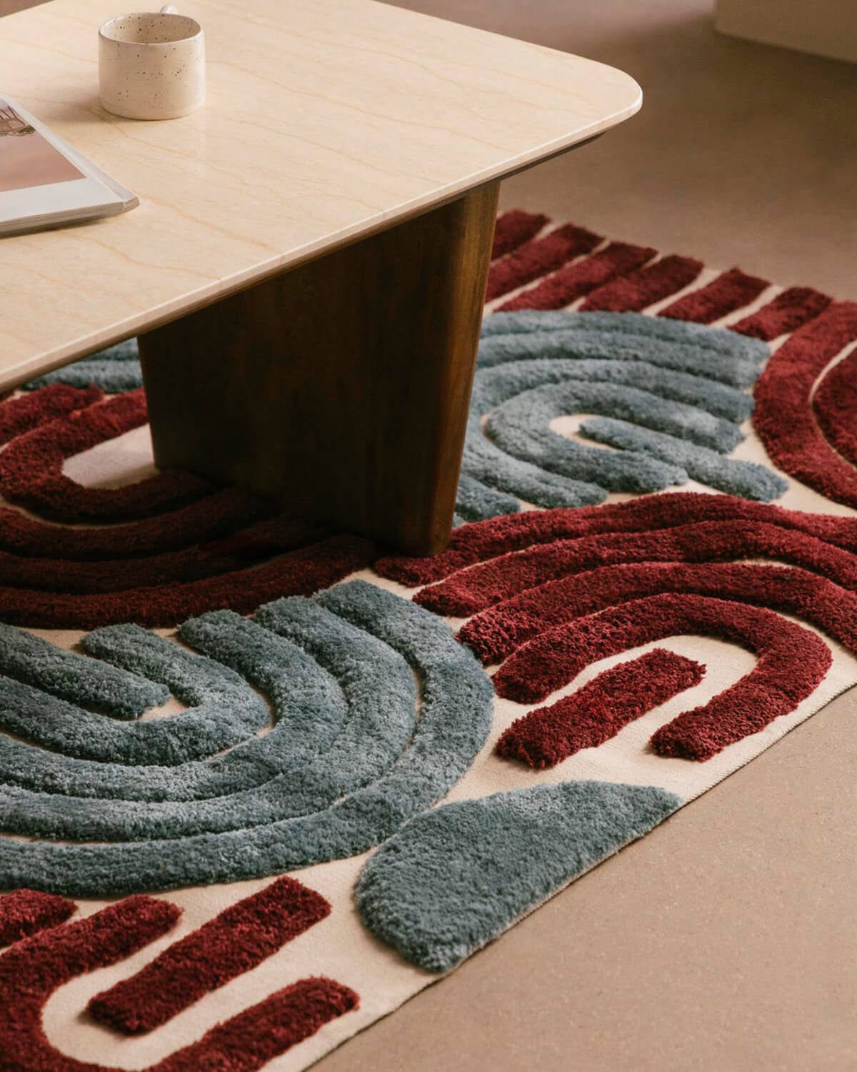 Zanas artisanal rug 236x165 cm in polyester