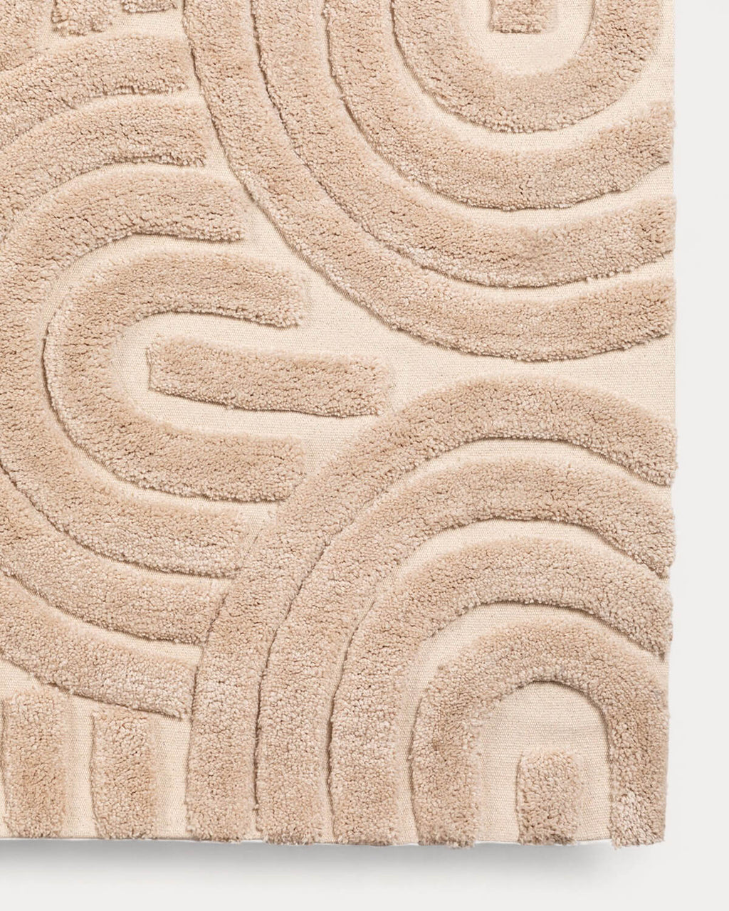Zanas artisanal rug 236x165 cm in polyester