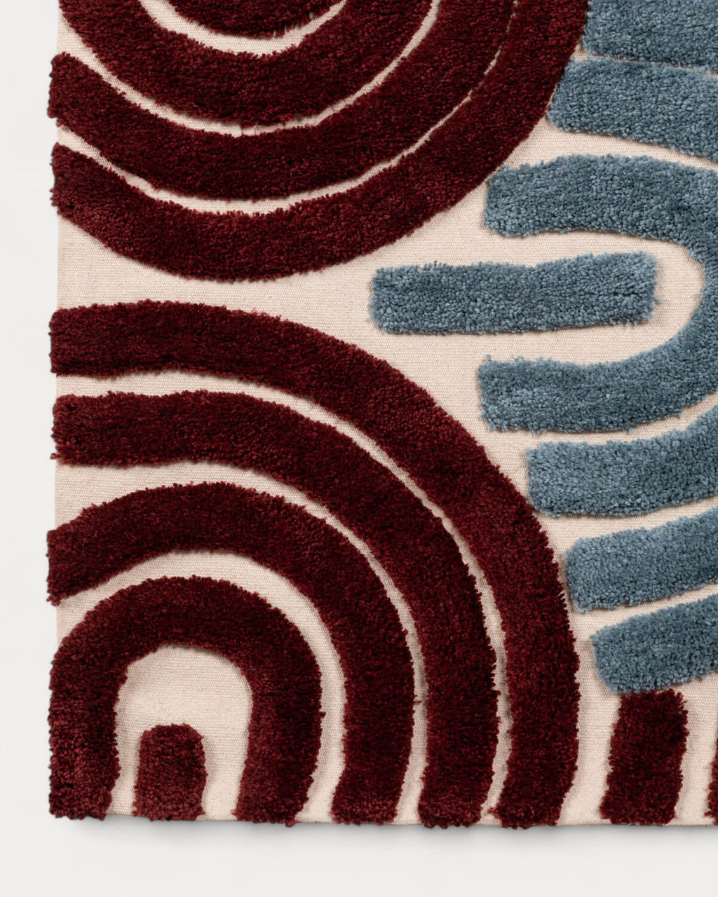 Zanas artisanal rug 236x165 cm in polyester
