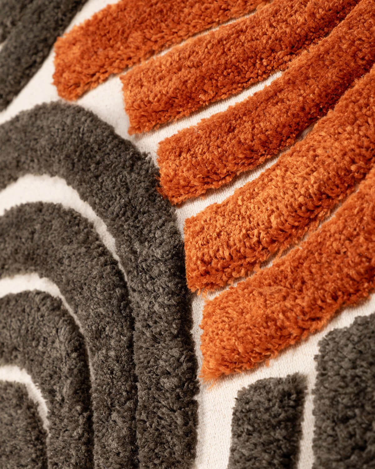 Zanas artisanal rug 236x165 cm in polyester